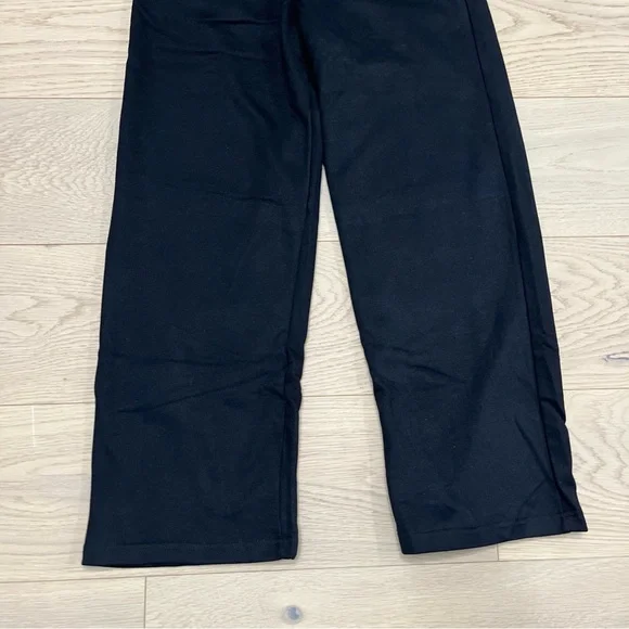 ALO Yoga Unisex Black Zip-Up Hoodie and Jogger Set - Picture 13 of 15